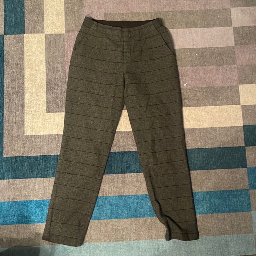 Uniqlo gray wool ankle slacks